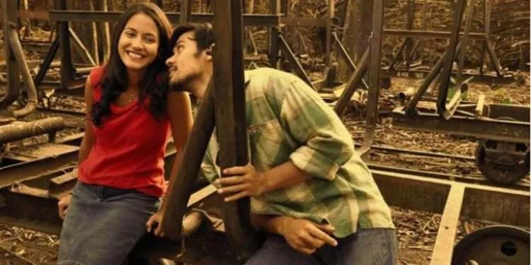 Buat Kamu yang Suka Berlebihan Soal Perasaan, Ingatlah Bahwa Jatuh Cinta Itu Biasa Saja 13