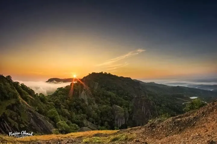 Deretan Gunung Indah Ini Punya Spot Romantis Untuk Dinikmati. Pasangan Kamu Harus Segera Diajak Ke Sini! 11