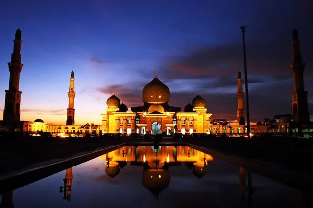Biar Travelingmu Nggak Itu-Itu Aja dan Lebih Berkah, Yuk Kita Wisata Religi Sejenak! 16
