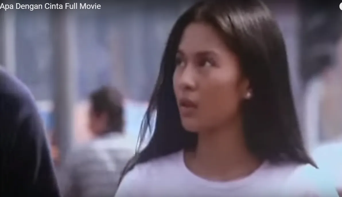 10 Adegan AADC Ini Ternyata Adalah Bagian Kisah Cinta Banyak Orang. Punyamu Termasuk Nggak Ya? 16