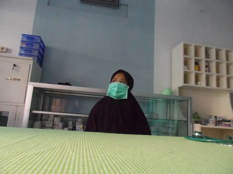 Berikan Layanan Kesehatan Gratis untuk Orang Miskin, Dokter Muda Asal Bantul Ini Sungguh Menginspirasi 11