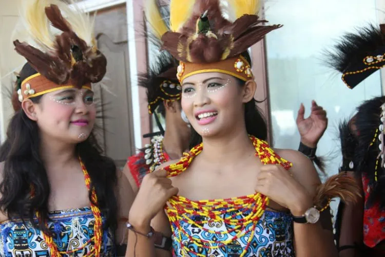 Inspirasi Fashion Etnik untuk Kondangan, Selain Kebaya yang Selalu Jadi Andalan 18