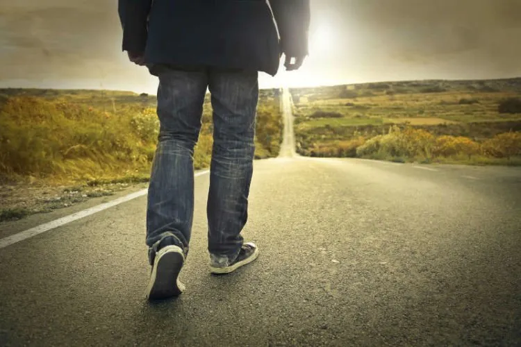 Gadis Tegar Itu yang Berani Menyudahi. Bila Tak Kunjung Dinikahi 12