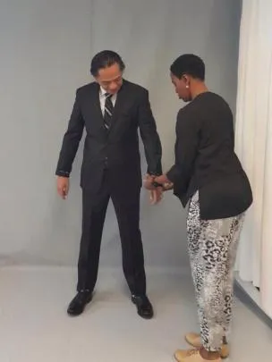 Tiap Kamu Mengeluh di-PHP-in Gebetan, Tolong Ingat Ray Sahetapy yang Udah Capek-Capek Syuting di Hollywood Terus Nggak Jadi Tayang :’) 7