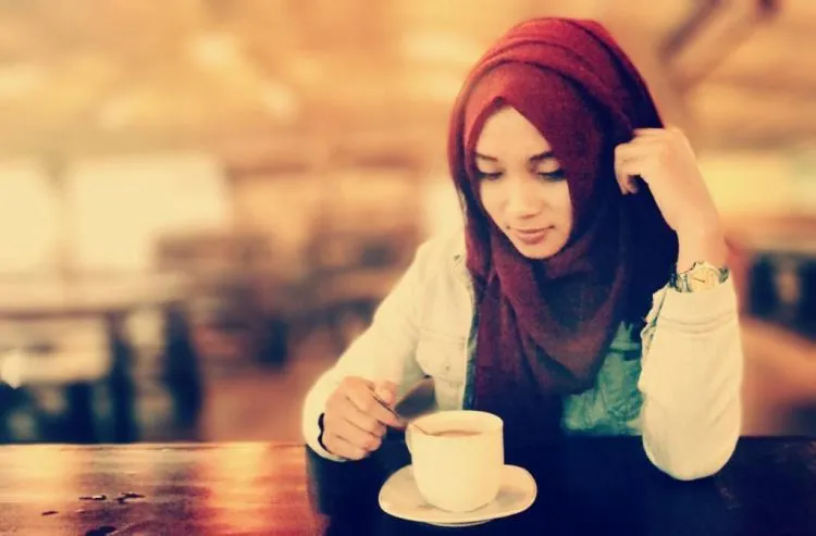 Ini Beberapa Alasan Tentang Mengapa Cowok Bisa Suka Banget Sama Cewek Berjilbab 10
