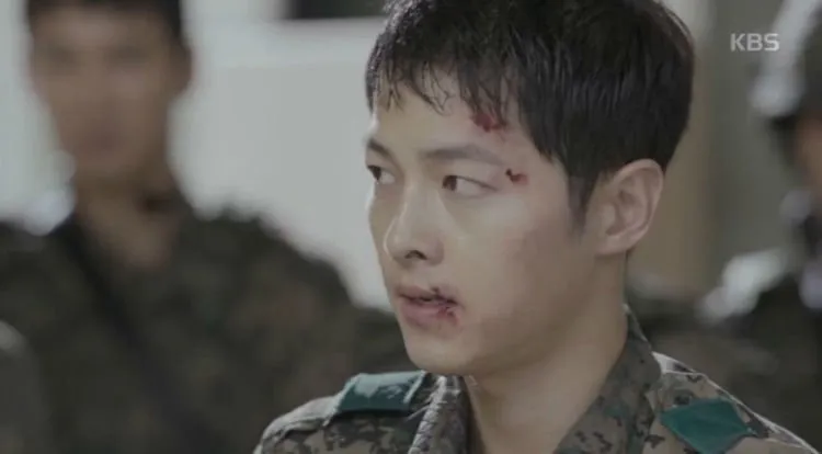 Descendant of The Sun Endingnya Emang Happy, Tapi Kurang Greget Nggak Sih? 12