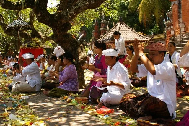 Kalau Kamu Anak Muda Bali Asli, 9 Pertanyaan Ini Udah Nggak Asing Lagi 18
