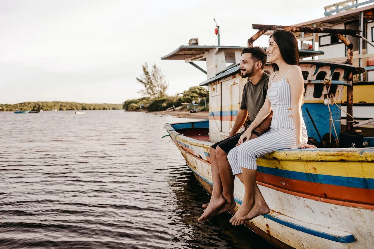 Sayang, Saat Ini Cintai Aku Sekadarnya Saja. Cinta Buta Justru Tak Akan Membawa Kita ke Mana-mana 10