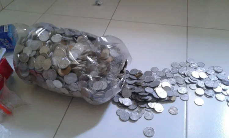 Deketin Cewek Emang Butuh Waktu dan Biaya. Tapi, Gak Harus Maksa Sampe Minjem Barang dan Ngutang Segala 7
