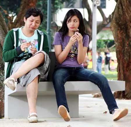 8 Pemeran Wanita Ini Terlalu Cantik untuk Pasangan Main Cowoknya. Tapi Tetap Serasi Tuh. 11