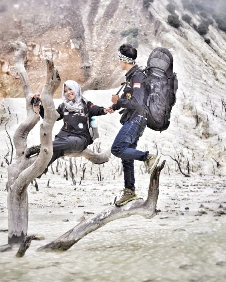 Deretan Gunung Indah Ini Punya Spot Romantis Untuk Dinikmati. Pasangan Kamu Harus Segera Diajak Ke Sini! 13