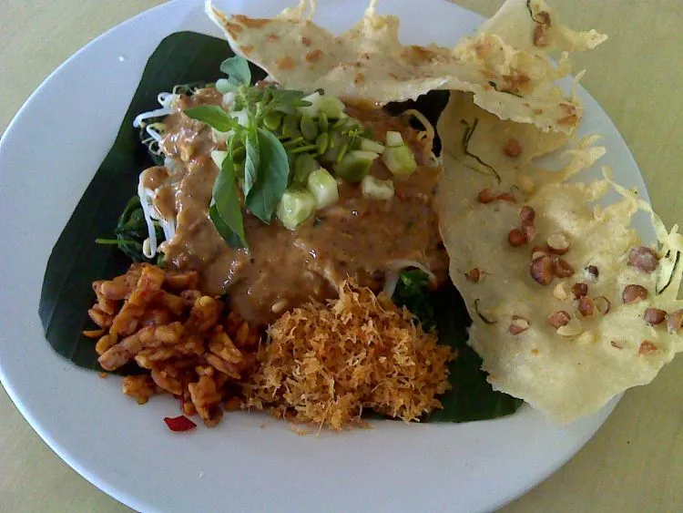 Cowok Harus Mengerti. Kalau Sayang, Dia Bakal Beliin Kamu 7 Makanan Ini! 11