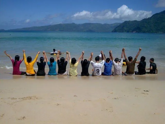 Persahabatan dengan pantai