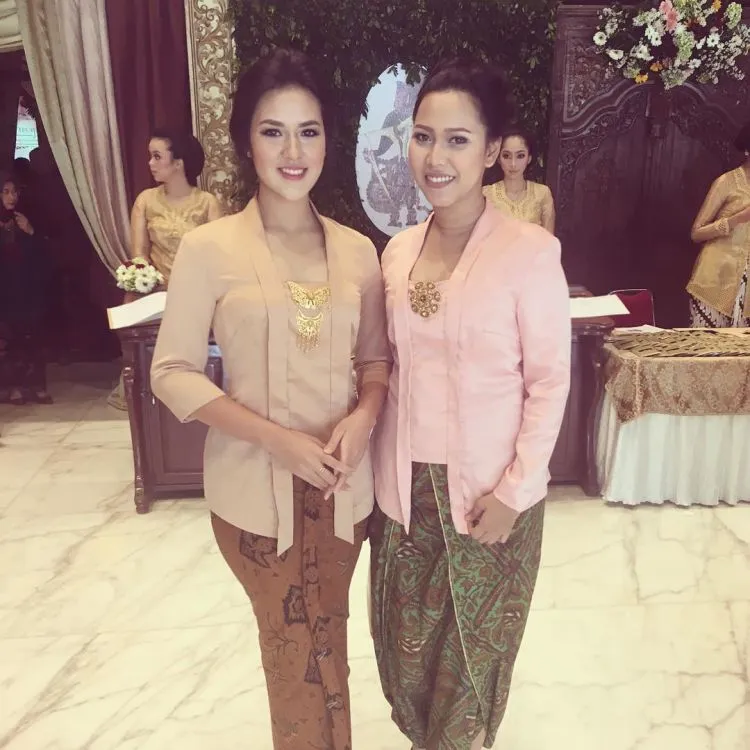 Raisa Memang Tak Ada Duanya! Terbukti Dari 8 Stylenya Yang Juga Bisa Ditiru Cewek-cewek Berhijab Ini 8