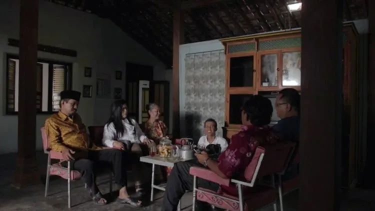 Durasi Boleh Pendek, Tapi 9 Film Ini Bikin Kamu Baper Berkepanjangan 14