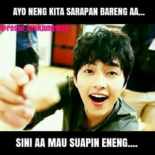 Buat yang Udah Kangen Berat Sama Song Joong Ki, 9 Meme Kocak Ini Bisa Bikin Kamu Panas Dingin! 10