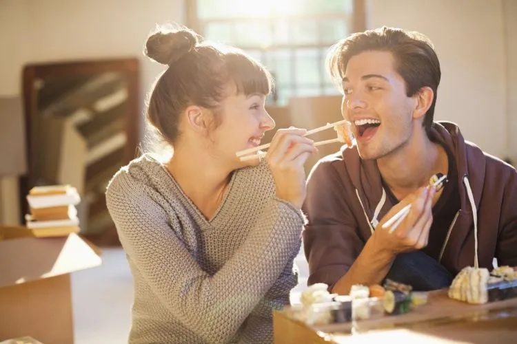 Kepada Para Cewek , Jangan Salahkan Kami Para Cowok yang Memilih Untuk Pergi Jika Hubungan yang Bisa Kalian Tawarkan Hanya Sebatas Kakak-Adekan 10