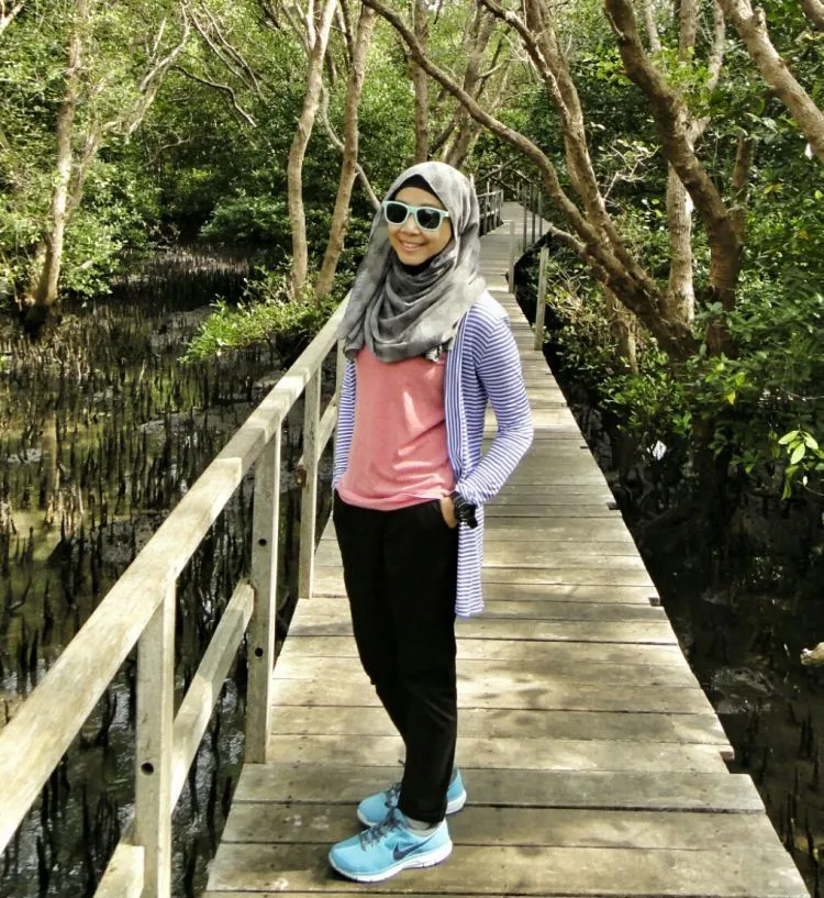 Biar Penampilan Kamu Simpel dan Nyaman, Nih 11 Tips Fashion Buat Kamu yang Mau Jalan-jalan 19