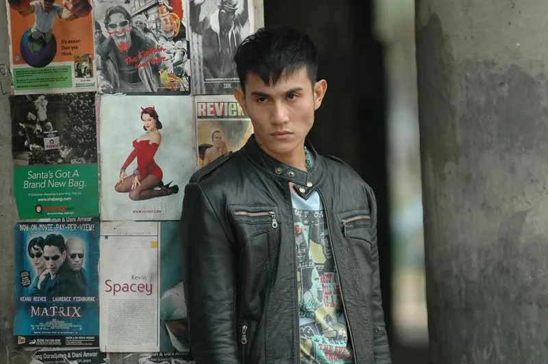 Saking Kerennya, 8 Tokoh Utama Cowok dalam Film Indonesia Ini Membuatmu Berandai-Andai Mereka Nyata. 13