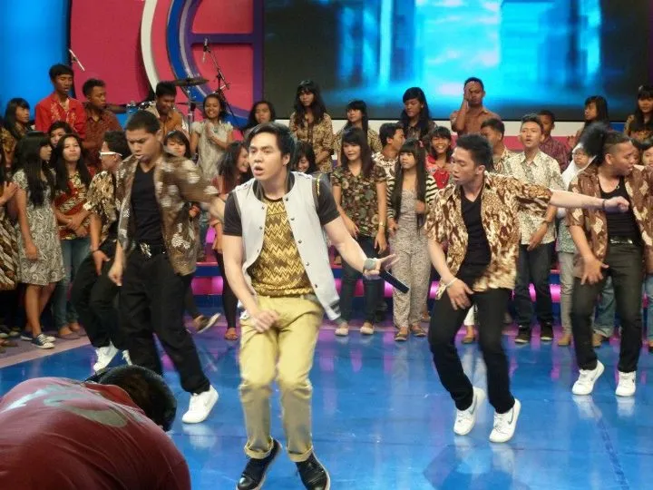 Penghasilan Sih Lumayan. Tapi Seperti Apa Ya Sebenarnya Suka Duka Jadi Penonton Konser Bayaran? 12