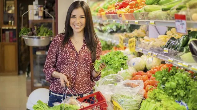 8 Cara Mencerahkan Wajah Kusam (Alami & Mudah) 14
