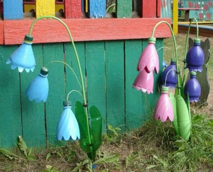 Foto-foto Kreasi Botol Bekas yang Gak Cuma Apik, Tapi Juga Bermanfaat. Kamu Pasti Bakal Gatal Pengen Bikin Juga! 53