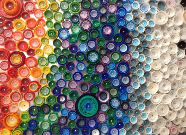 Foto-foto Kreasi Botol Bekas yang Gak Cuma Apik, Tapi Juga Bermanfaat. Kamu Pasti Bakal Gatal Pengen Bikin Juga! 31