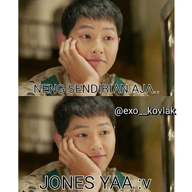 Buat yang Udah Kangen Berat Sama Song Joong Ki, 9 Meme Kocak Ini Bisa Bikin Kamu Panas Dingin! 11