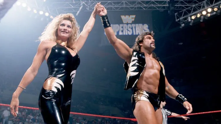 11 Pemain WWE Smackdown Wanita yang Legend 19