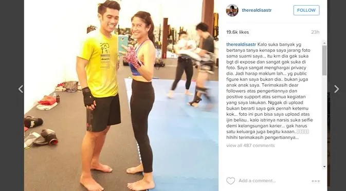 Dear Cowok, Inilah Pria Super Beruntung yang Berhasil Menaklukkan Hati Dian Sastro. Yuk Iri Berjamaah. 8