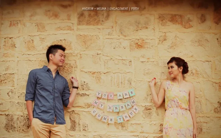 11 Ide Foto Pre Wedding Murah. Bahkan Bisa Kalian Lakukan di Belakang Rumah 15