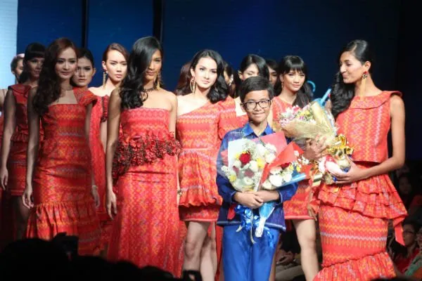 6 Pemuda-Pemudi Tanah Air Yang Berjasa di Bidang Fashion; Jualan Baju Hingga Mendunia 20