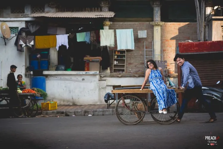 11 Ide Foto Pre Wedding Murah. Bahkan Bisa Kalian Lakukan di Belakang Rumah 21