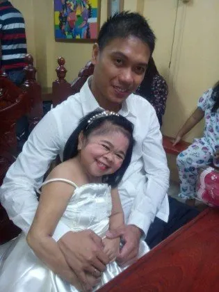 3 Pasangan Ini Menikah Berdasarkan Cinta. Bukan Cuma Fisik dan Status Semata 13