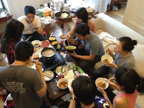 Tentang Kamu yang Belum Ingin Menikah, Biarkan Tetangga Bicara. Memang, Mereka Tahu Apa? 9