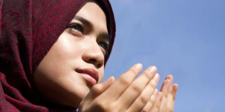 Biar Status Galau Sampai Kode-Kodeanmu Lebih Elegan, 10 Kutipan Novel Ini Bisa Kamu Terapkan 16