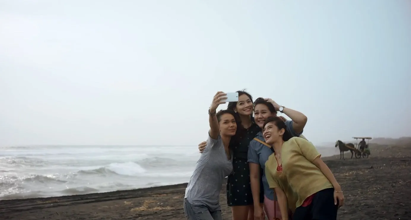 Biar Kisahmu Mirip Rangga dan Cinta, Kunjungi Destinasi Favorit di AADC 2. Bikin Kamu Baper Maksimal, Ya! 11