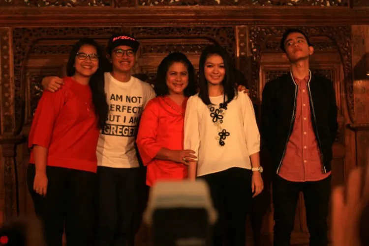 Saat Kita Menikah Nanti, Jadikan Aku Istri -- Bukan Asisten Rumah Tanggamu 15