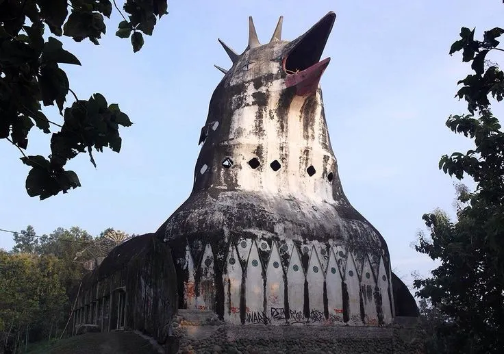 Masih Belum Move On dari Kisah Mas Rangga dan Mbak Cinta. Yuk Maen ke Gereja Ayam di Magelang Aja! 12
