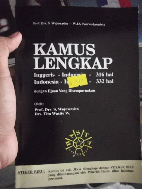 Anak Zaman Sekarang Sih Googling Melulu. Kalau 8 Buku Ini Pasti Cuma Anak 90-an yang Tahu! 13