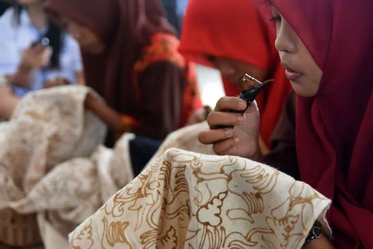 Sudah Traveling ke Rumah Kamera Magelang? Yuk Kepoin Sosok Inspiratif Di Balik Keunikannya! 17