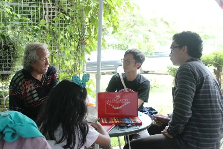 Sudah Traveling ke Rumah Kamera Magelang? Yuk Kepoin Sosok Inspiratif Di Balik Keunikannya! 15
