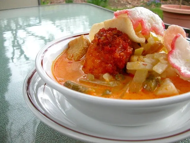 10 Makanan Paling Enak dan Nikmat se-Nusantara Buat Para Mahasiswa. Favoritmu yang Mana? 11