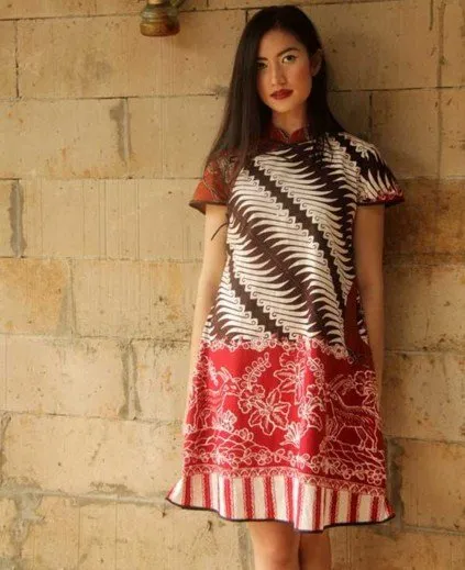 Niat Pakai Dress Batik Tapi Dibilang Mirip Daster? Cek Dulu 8 Pilihan Dress Batik Lucu Ini 11