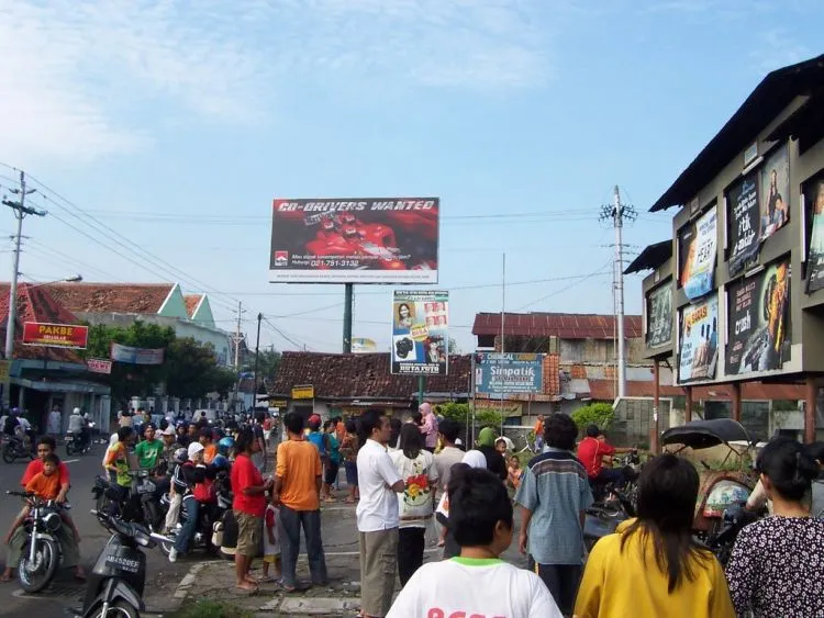 Memperingati 10 tahun Gempa Jogja, Sudahkah Kamu Melupakan Tragedi Memilukan Itu? 13