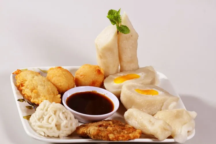 10 Makanan Paling Enak dan Nikmat se-Nusantara Buat Para Mahasiswa. Favoritmu yang Mana? 12