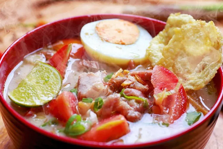 10 Makanan Paling Enak dan Nikmat se-Nusantara Buat Para Mahasiswa. Favoritmu yang Mana? 15