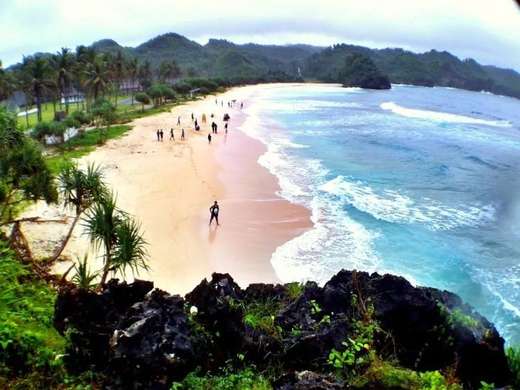 Perkenalkan, Pacitan, Sekeping Surga Bahari Baru di Indonesia. Kamu Wajib Liburan Ke Sana! 11