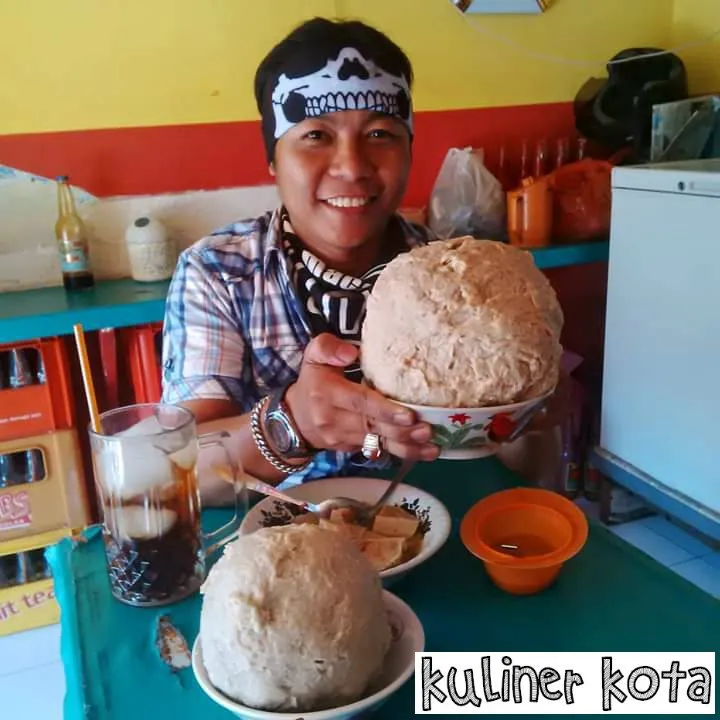 10 Makanan Paling Enak dan Nikmat se-Nusantara Buat Para Mahasiswa. Favoritmu yang Mana? 16