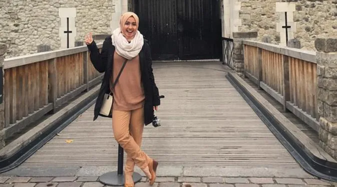 Percayalah Bahwa Kamu Bisa Cantik Luar-Dalam, Meski Jarang Pakai Bedak Apalagi Dandan 12